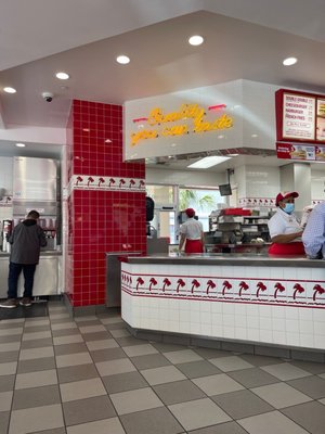 In-N-Out Burger by null