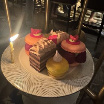 Petrossian Bar - Lounges Near Me - Las Vegas, Nevada