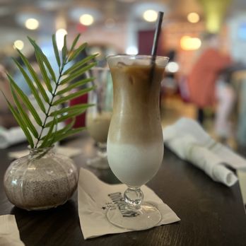 Cafe Americano - Iced latte - Breakfast & Brunch Near Me - Miami Beach, Florida Cafe Americano - Iced latte - Breakfast & Brunch Near Me - Miami Beach, Florida