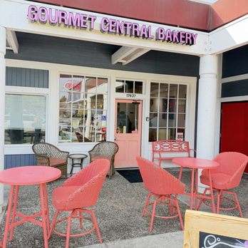 Gourmet Central Bakery - Outdoor area - Coffee & Tea Near Me - Prunedale, California Gourmet Central Bakery - Outdoor area - Coffee & Tea Near Me - Prunedale, California