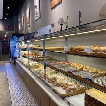 Paris Baguette - Inside - Coffee & Tea Near Me - Millbrae, California Paris Baguette - Inside - Coffee & Tea Near Me - Millbrae, California