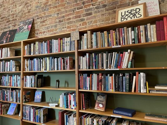 Scuppernong Books by null