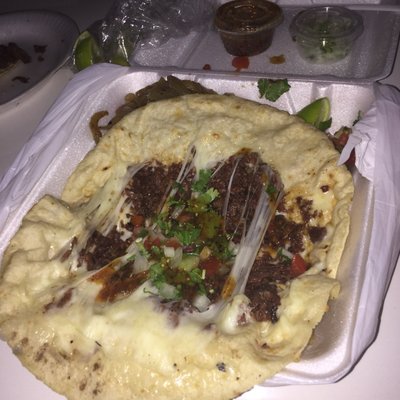 Tacos El Cacheton by null