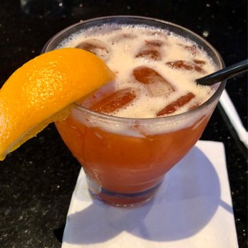 Dave & Buster's Ala Moana - Cocktail - Arcades Near Me - Honolulu, Hawaii