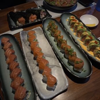 Hikari Sushi - Sushi Bars Near Me - Simi Valley, California Hikari Sushi - Sushi Bars Near Me - Simi Valley, California