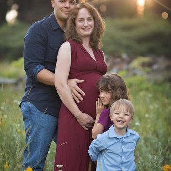 Christine Dibble Photography - Sonora maternity photographer Christine Dibble Photography takes outdoor maternity portraits with families included. - Session Photography Near Me - Sonora, California Christine Dibble Photography - Sonora maternity photographer Christine Dibble Photography takes outdoor maternity portraits with families included. - Session Photography Near Me - Sonora, California