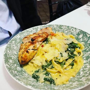 Edera Italian Eatery - Roasted Chicken - Desserts Near Me - St Louis, Missouri