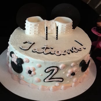 Blackbird Bakery - Half chocolate, half white Minnie Mouse cake - Donuts Near Me - Bristol, Virginia Blackbird Bakery - Half chocolate, half white Minnie Mouse cake - Donuts Near Me - Bristol, Virginia