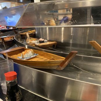 Fuji Sushi - Sushi Bars Near Me - Elk Grove, California