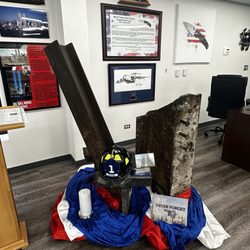 Spyderco Factory Outlet - 25 years later and I still get choked up