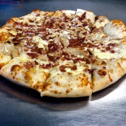 New chicken bacon ranch pizza!