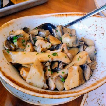 Knife Italian Steak - Herb Roasted Mushrooms - Bars Near Me - Irving, Texas Knife Italian Steak - Herb Roasted Mushrooms - Bars Near Me - Irving, Texas
