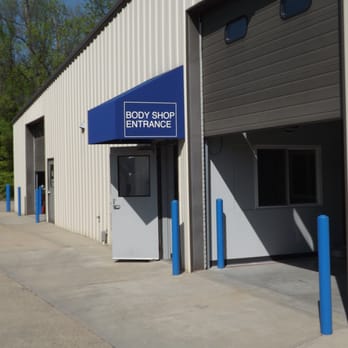 Glenway Auto Center - Body Shop Entrance - Auto Repair Near Me - Cincinnati, Ohio