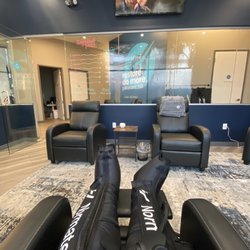 Restore Hyper Wellness - Compression