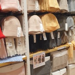 Uniqlo