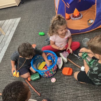 Free Chapel Preschool - Playing with Friends! - Preschools Near Me - Irvine, California