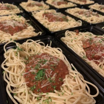 Catering Pro - Who doesn't love spaghetti?! Call or message us to book your next meal! - Caterers Near Me Catering Pro - Who doesn't love spaghetti?! Call or message us to book your next meal! - Caterers Near Me