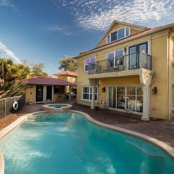 Bayshore Retreat
