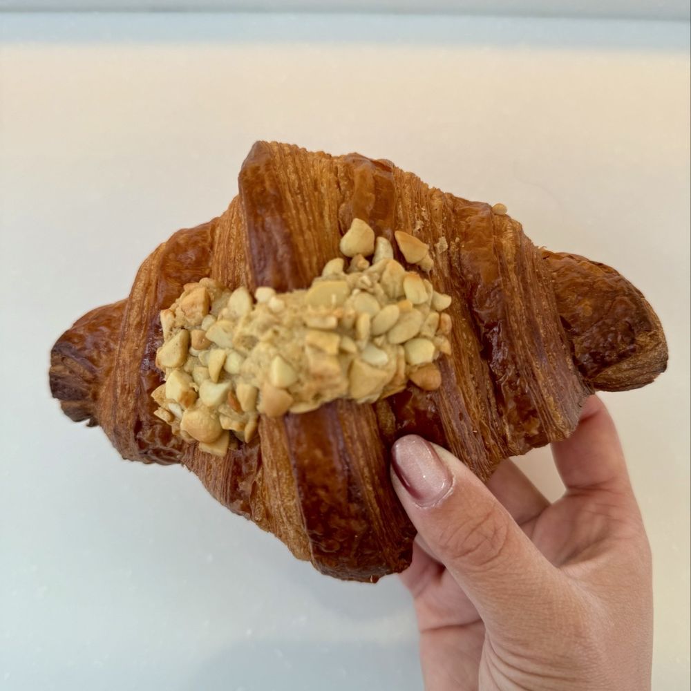 % Arabica - Almond Cashew Croissant - Coffee & Tea Near Me - London, XGL