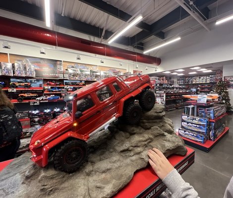 TRAXXAS - Updated December 2025 - 32 Photos & 31 Reviews - 6250 Traxxas