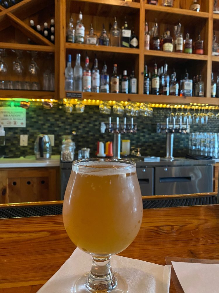 Social spots from Pine Bar