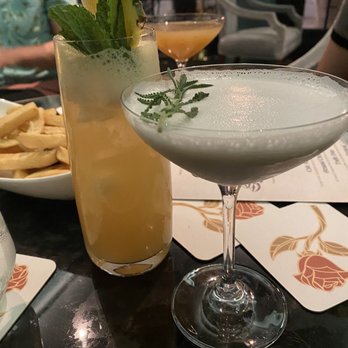 Enchanted Rose - Lounges Near Me - Lake Buena Vista, Florida