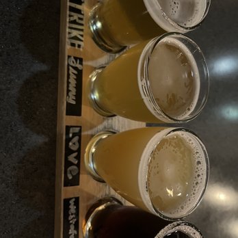 Eureka! - Beer flight - American Near Me - Cupertino, California Eureka! - Beer flight - American Near Me - Cupertino, California