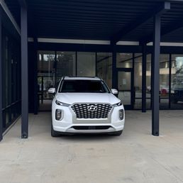 Exterior outside entrance of Paretti Mazda of Covington - Hyundai Palisade - Covington, Louisiana Exterior outside entrance of Paretti Mazda of Covington - Hyundai Palisade - Covington, Louisiana