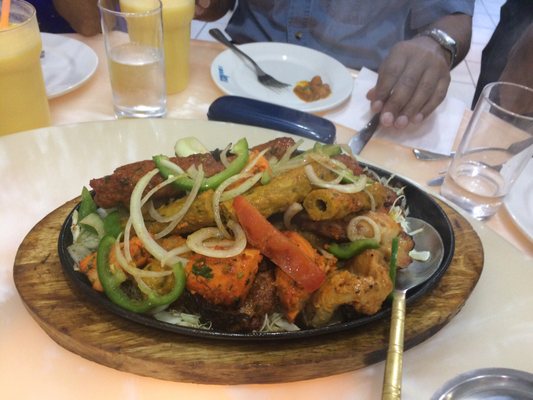 Roxy New Asian Tandoori Centre by null