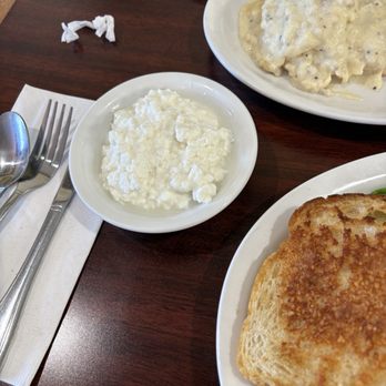 Rodeo Cafe - Side of cottage cheese - Burgers Near Me - Pinon Hills, California Rodeo Cafe - Side of cottage cheese - Burgers Near Me - Pinon Hills, California