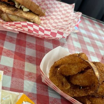 Tastytown Cafe - Chicken sandwich and onion rings. All good! - Cafes Near Me - Corsicana, Texas Tastytown Cafe - Chicken sandwich and onion rings. All good! - Cafes Near Me - Corsicana, Texas
