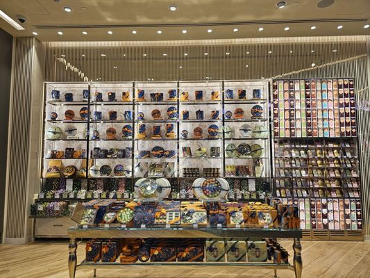 Qatar Airways - JFK Airport Office by null