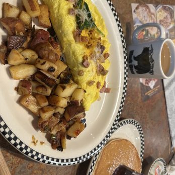 Black Bear Diner Pasadena - Diners Near Me - Pasadena, Texas