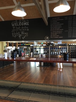 Paulett Wines by null