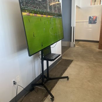 Foss Waterway Seaport - Watching the cup during an event! - Museums Near Me - Tacoma, Washington Foss Waterway Seaport - Watching the cup during an event! - Museums Near Me - Tacoma, Washington