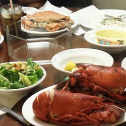 Kona Cold Lobsters - The best ingredients is FRESH!
