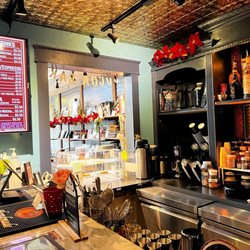 Puna Chocolate Company - Bar area