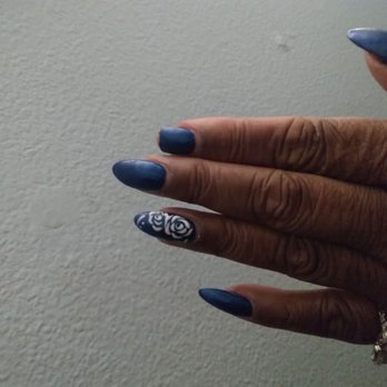 4 Seasons Nail & Spa - Broken nail on each hand - Hair Removal Near Me - Portland, Oregon