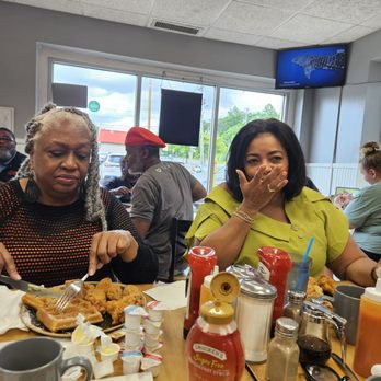 That Breakfast Place - A few friends from out out town . They were impressed! - Breakfast & Brunch Near Me - Euclid, Ohio That Breakfast Place - A few friends from out out town . They were impressed! - Breakfast & Brunch Near Me - Euclid, Ohio