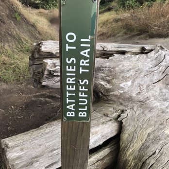 Batteries to Bluffs Trail - Hiking Near Me - San Francisco, California