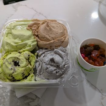 Churn And Bake Ice Cream - Ice Cream & Frozen Yogurt Near Me - Plano, Texas Churn And Bake Ice Cream - Ice Cream & Frozen Yogurt Near Me - Plano, Texas
