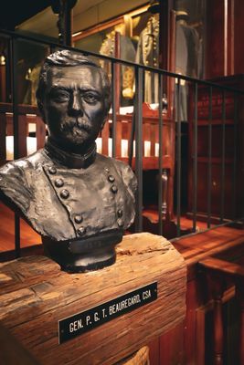 Confederate Memorial Hall Museum by null