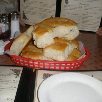Napolis Italian Restaurant - Complimentary bread. Yum. Comes with REAL butter, not margerine. - Italian Near Me - Tahlequah, Oklahoma