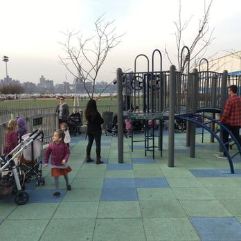 Bushwick Inlet Park - Parks Near Me - New York, New York