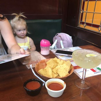 Los Compadres Mexican Restaurant - Margarita chips and salsa - Mexican Near Me - Sparks, Nevada Los Compadres Mexican Restaurant - Margarita chips and salsa - Mexican Near Me - Sparks, Nevada