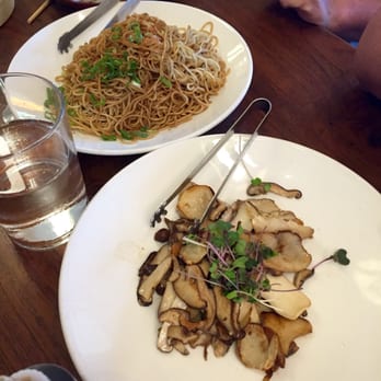 Star Noodle - Mushrooms & Garlic Noodles - Asian Fusion Near Me - Lahaina, Hawaii Star Noodle - Mushrooms & Garlic Noodles - Asian Fusion Near Me - Lahaina, Hawaii