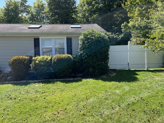 Lawn Maintenance - Lawn Maintenance Lawn Maintenance - Lawn Maintenance