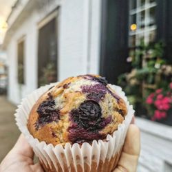 Birdie's Coffee - Blueberry muffin