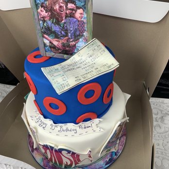 Designer Cakes Co. - Cake - Bakeries Near Me - Denver, Colorado
