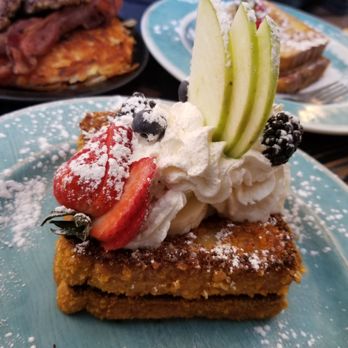 Blue Moon Too - Captain crunch french toast - presentation is great - Cafes Near Me - Baltimore, Maryland